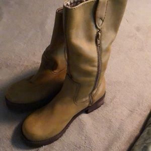 Women’s boots